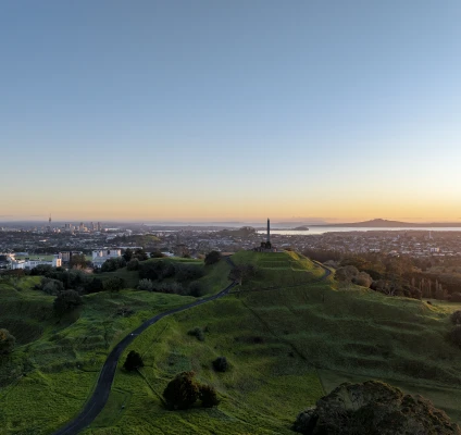 Maungakiekie   One tree Hill   0795