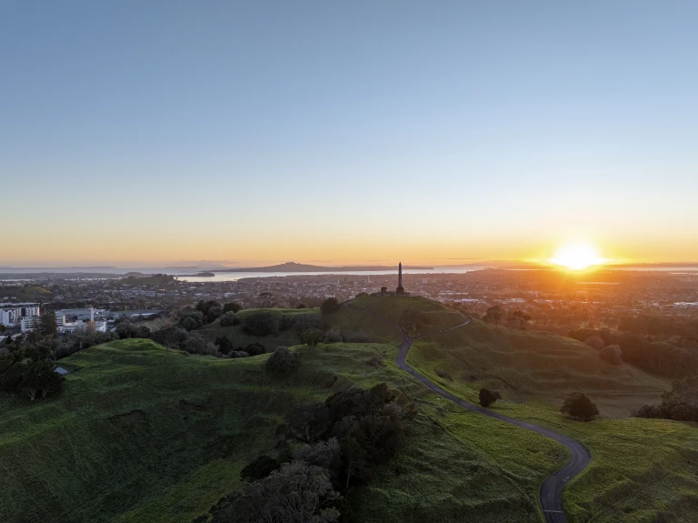Maungakiekie   One tree Hill   0788